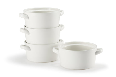 Close-up of Kook Soup Crock handles for safe oven-to-table transfers