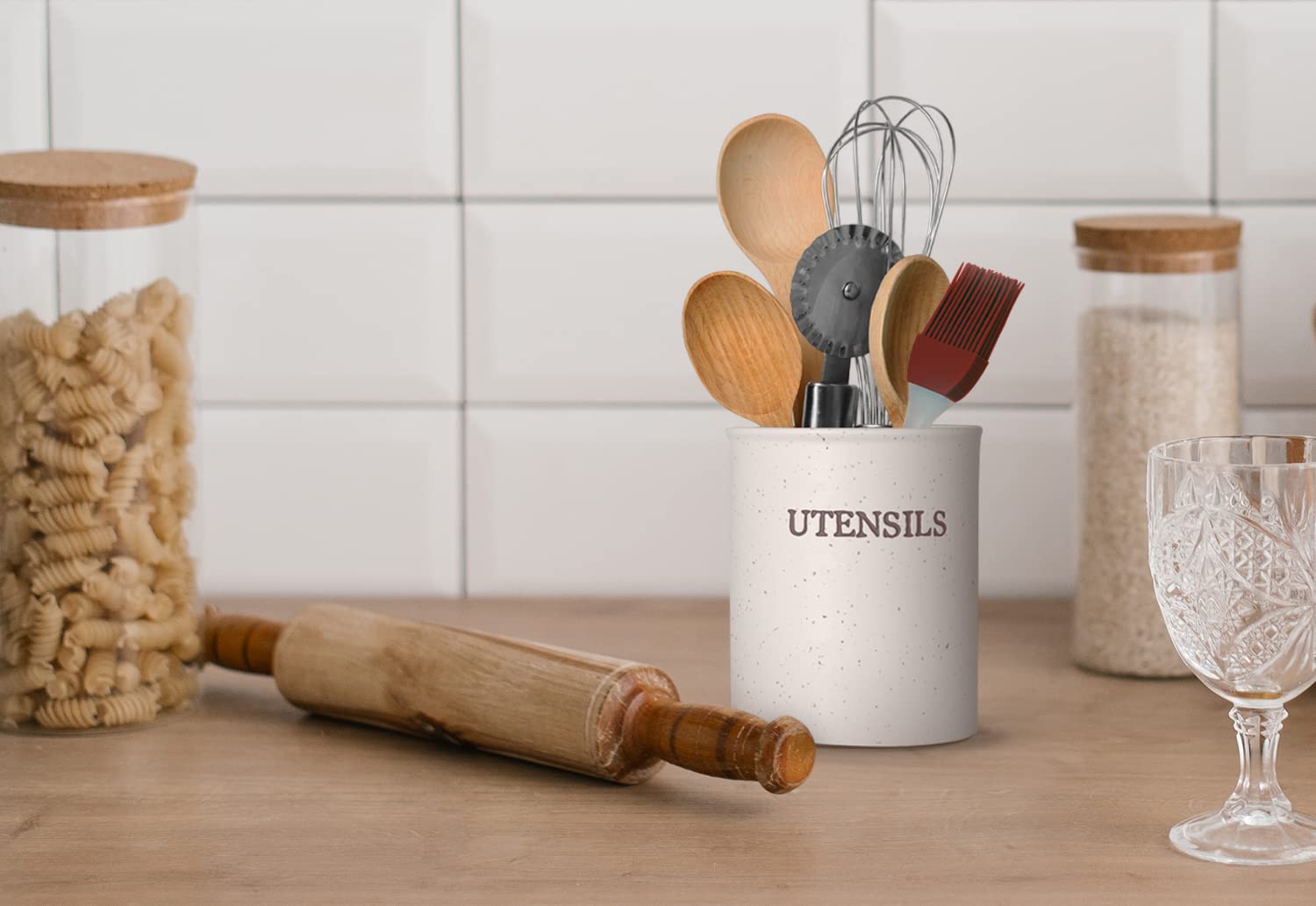 KooK utensil crock is dishwasher safe for simple cleanup after meals