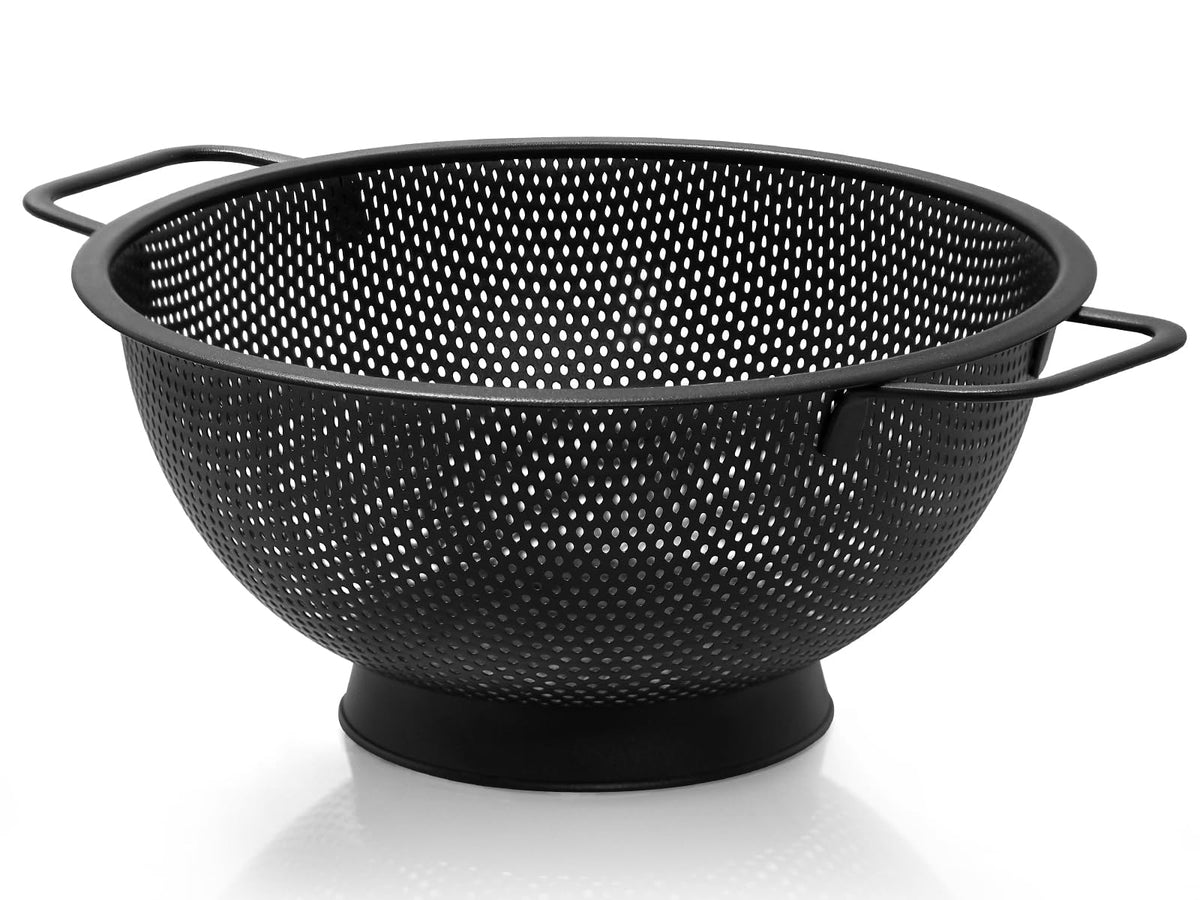 Kteniy black colander with handle for easy draining after cooking