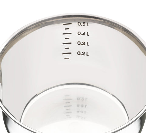 Küchenprofi clad-bottom pour spouts detail enables controlled, mess-free pouring.