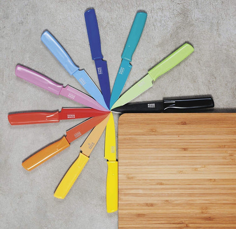 ColoRi paring knife in action for precise peeling tasks