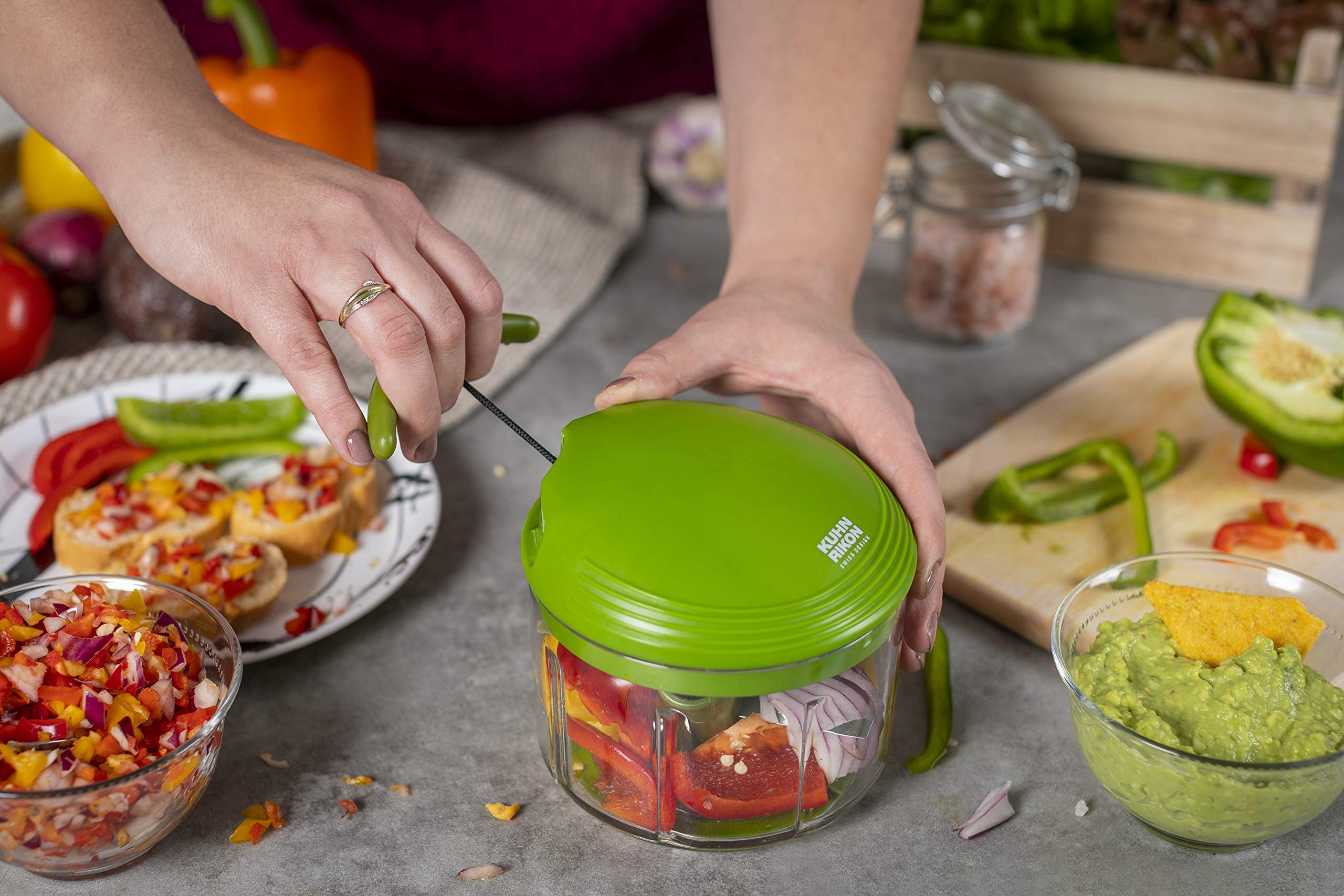 Kuhn Rikon Pull Chop 650ml container for convenient batch prep