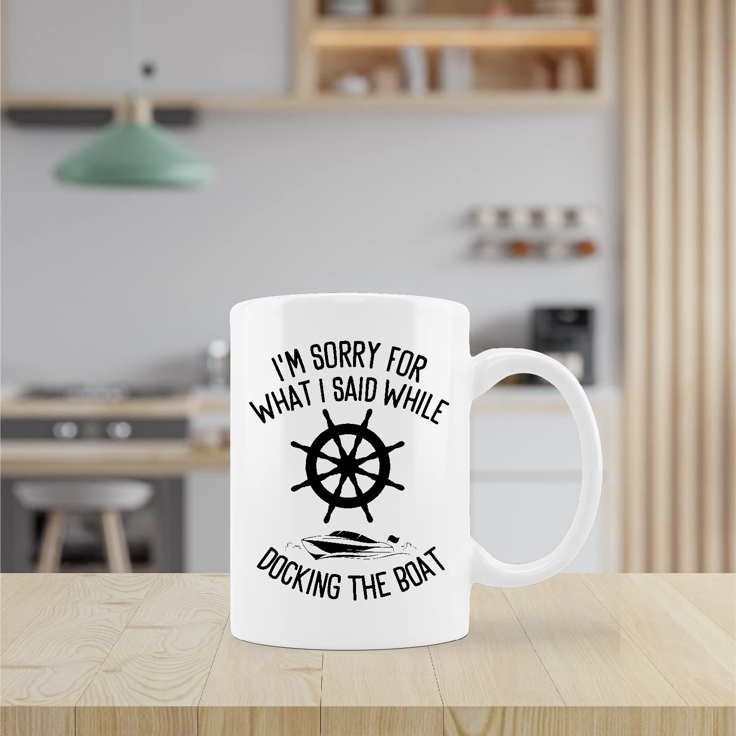 Kunlisa dishwasher-safe ceramic mug in its protective gift box.
