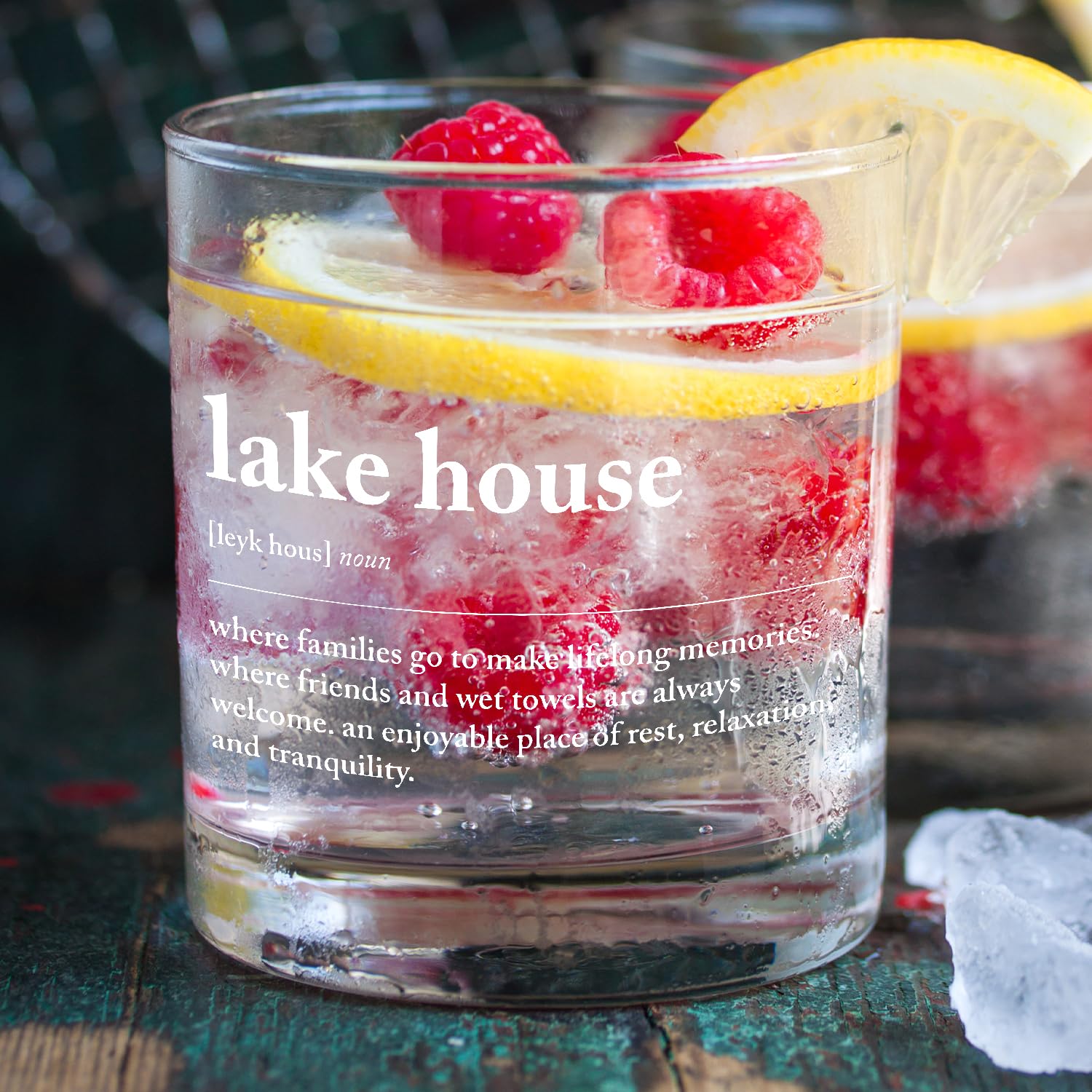 kunlisa heat-fired design whiskey glass with vibrant artwork