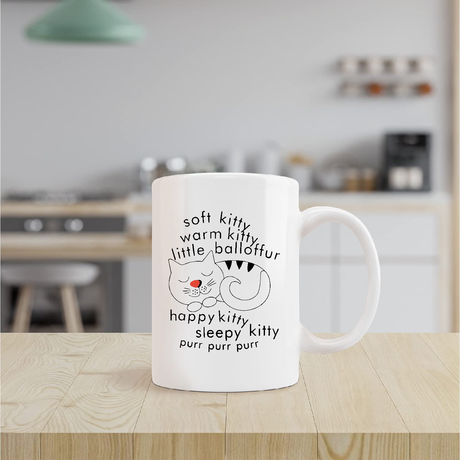 Kunlisa white ceramic mug with clean finish and sturdy handle