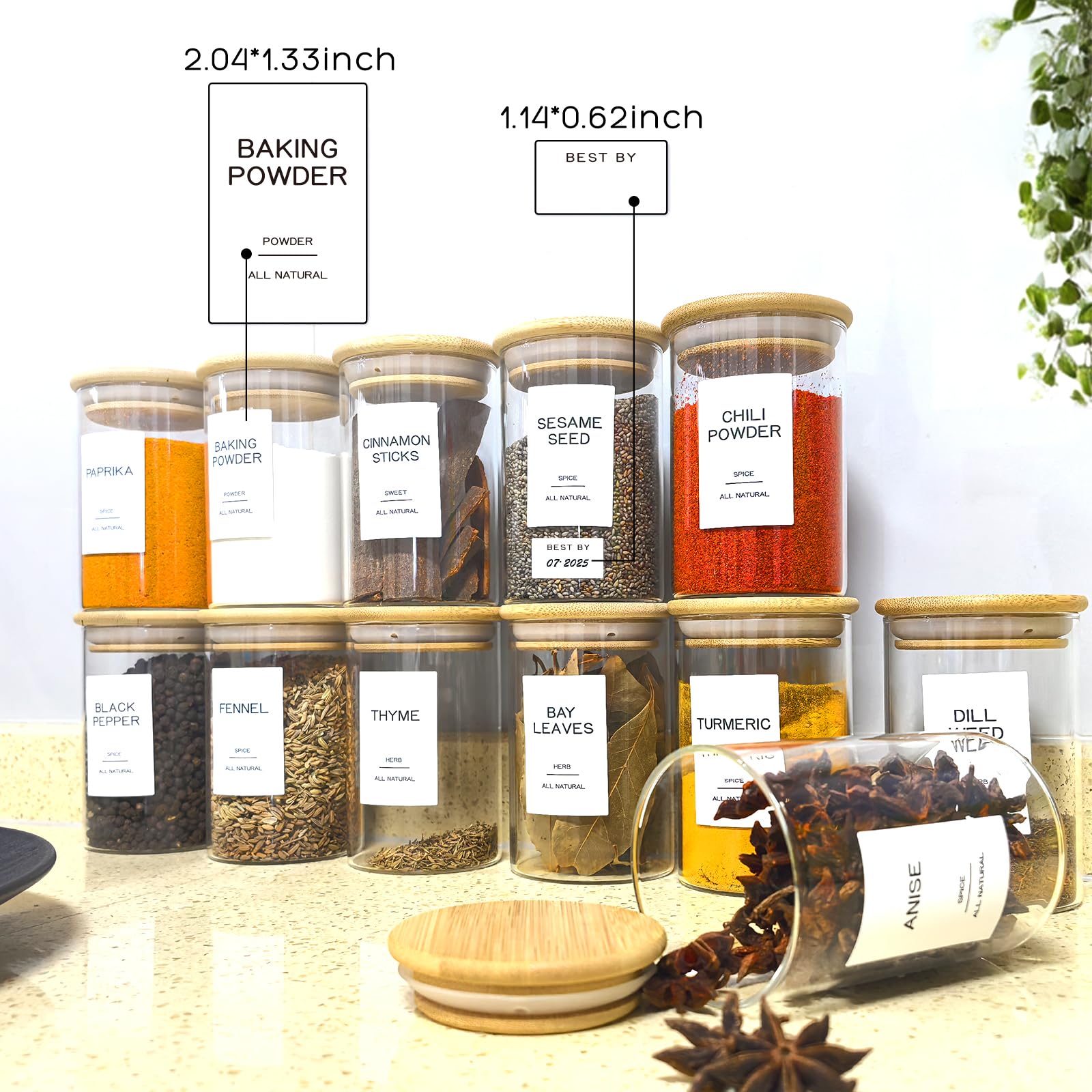 Kuocodall bamboo lids with silicone rings seal out air to preserve aroma.