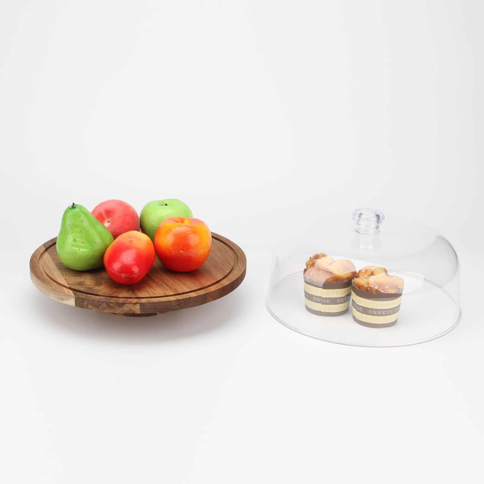 KVMORZE durable acrylic cake dome is lightweight and easy to handle.