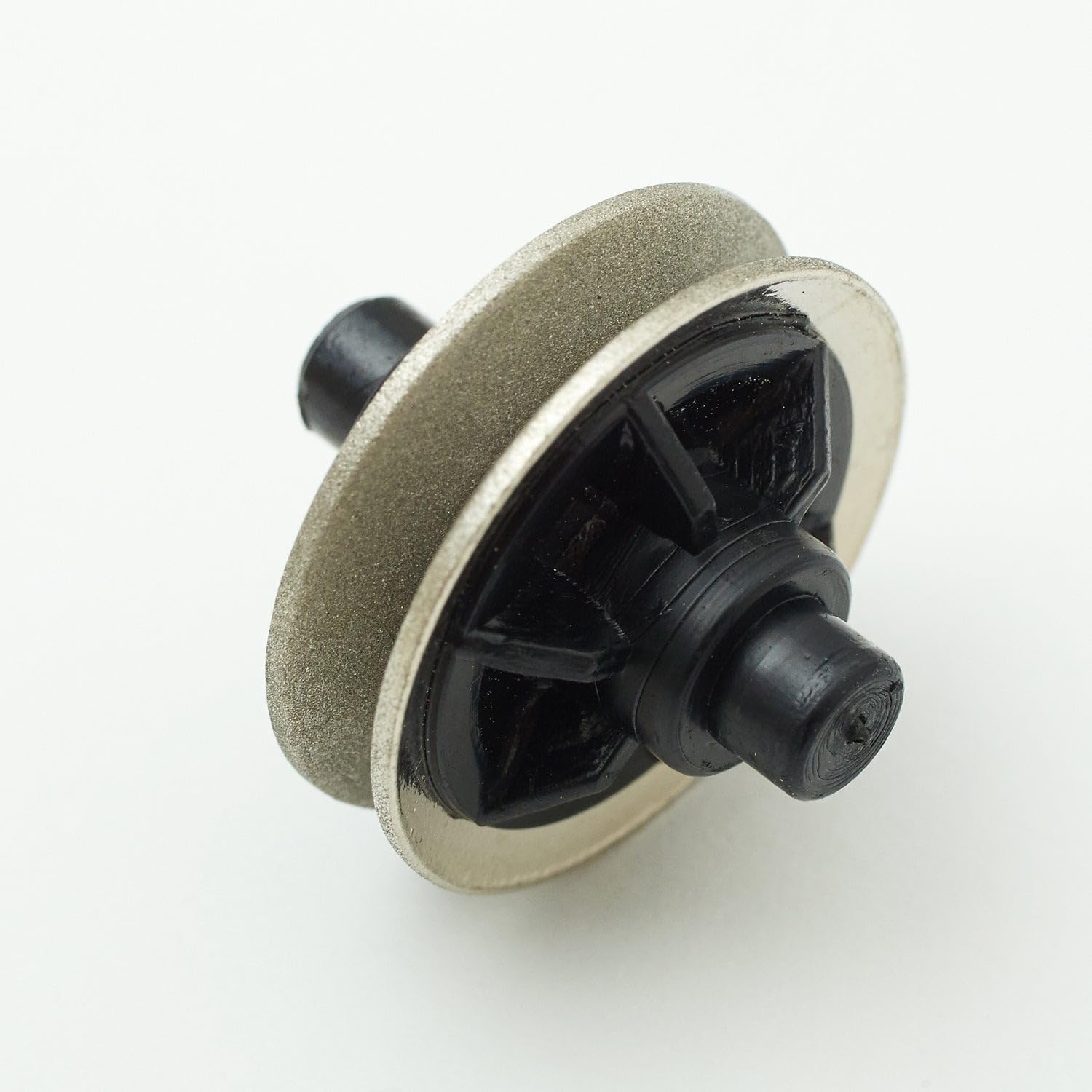 KYOCERA Advanced Ceramics sharpener in action for ceramic knives edge refresh
