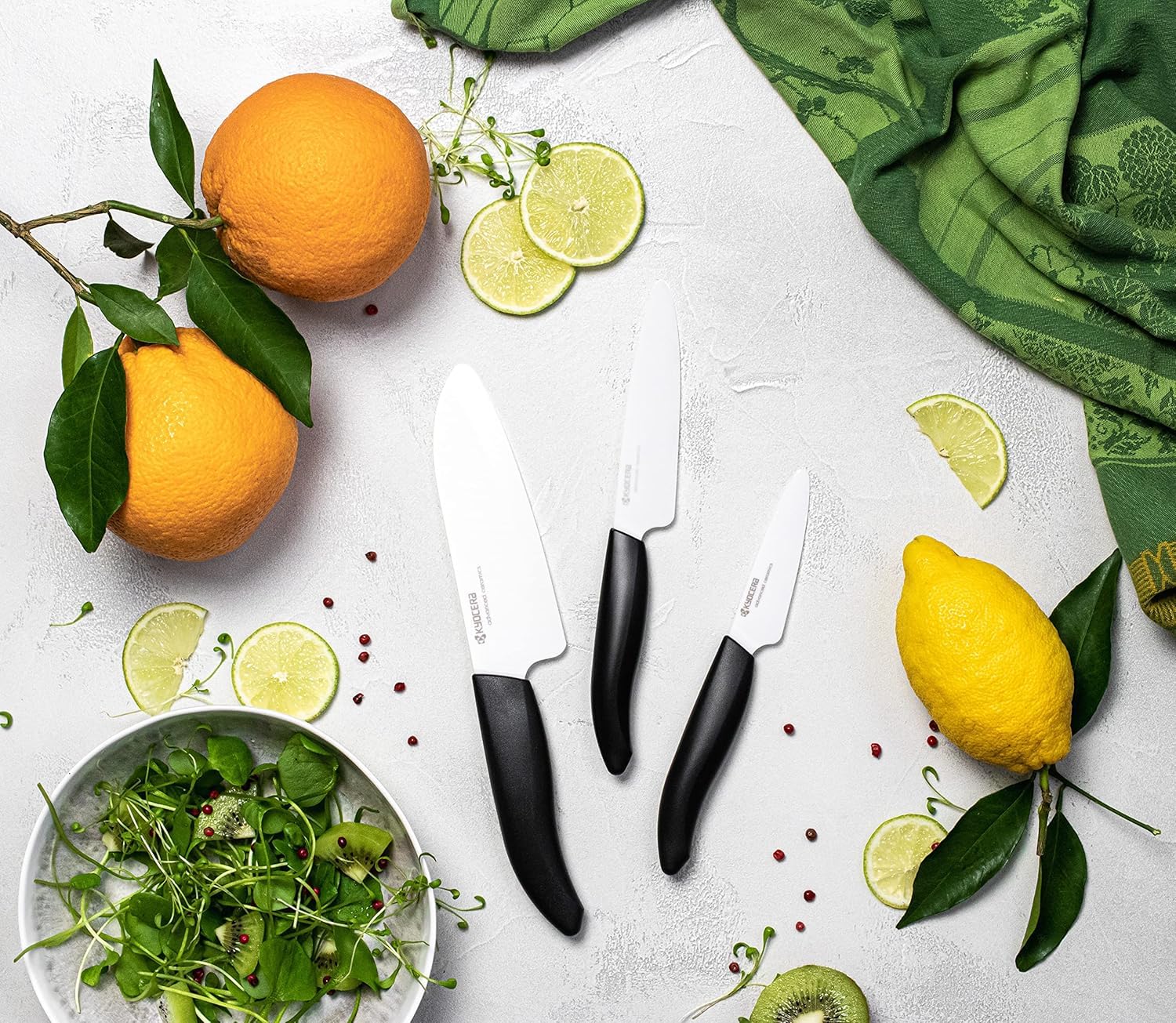 Kyocera FK-3PC BK 4.5-inch utility knife ready for clean cuts.