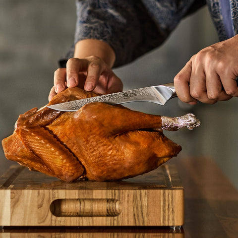 KYOKU case included keeps the knife organized and protected.
