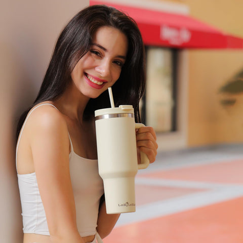 Cupholder-friendly travel mug ideal for cars, work, and camping.