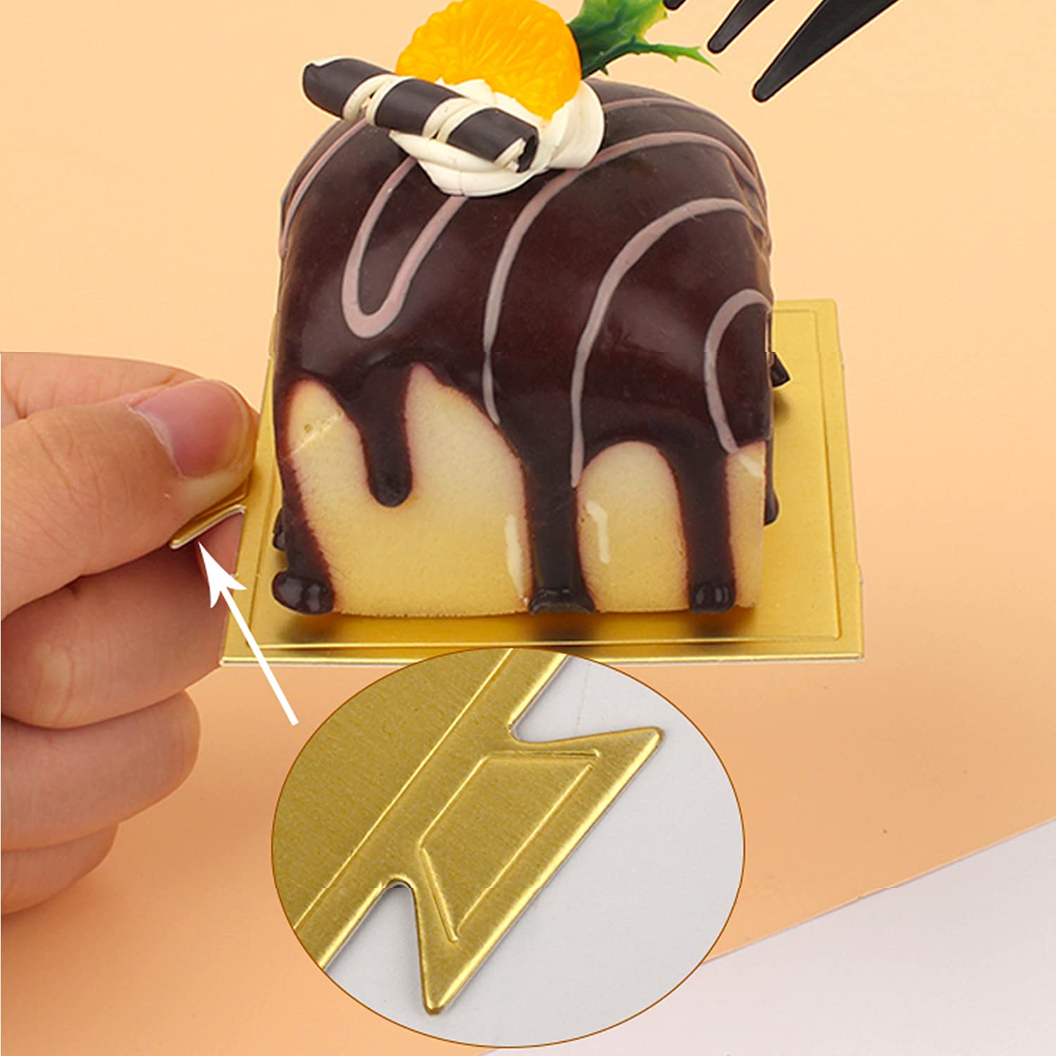 Lainrrew gold cake board display for bakery promos and events