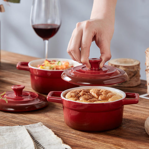Compact 12oz size is ideal for leftovers and fridge storage.