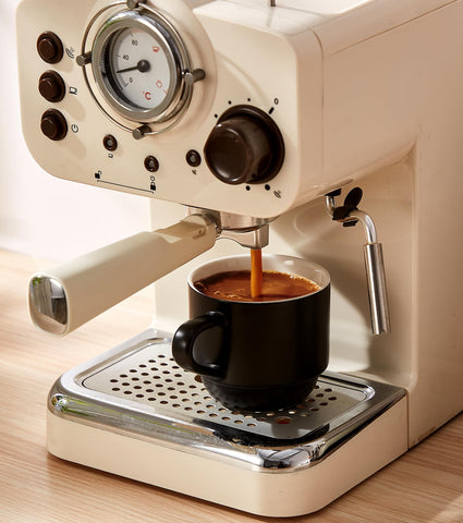 Lareina metal stackable rack keeps cups organized and space-saving.