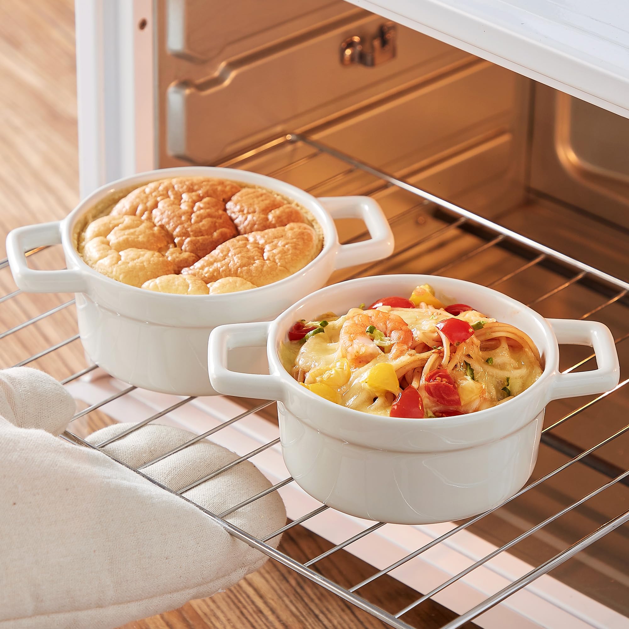 Lareina 12oz dessert-portion cocotte perfect for personal treats.