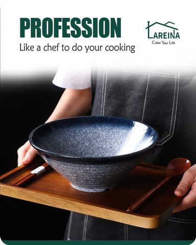 Lareina set includes two bowls and utensils for easy serving.