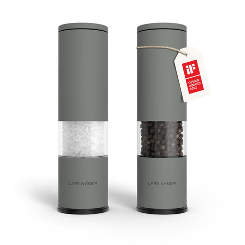 LARS NYSØM Lagom salt grinder in ash gray for precise salt grinding
