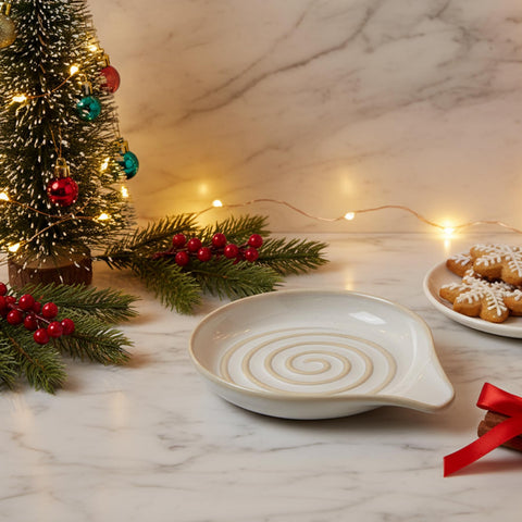 LAUCHUH spoon rest ideal for holding spoons, ladles, tongs, and small dipping sauces