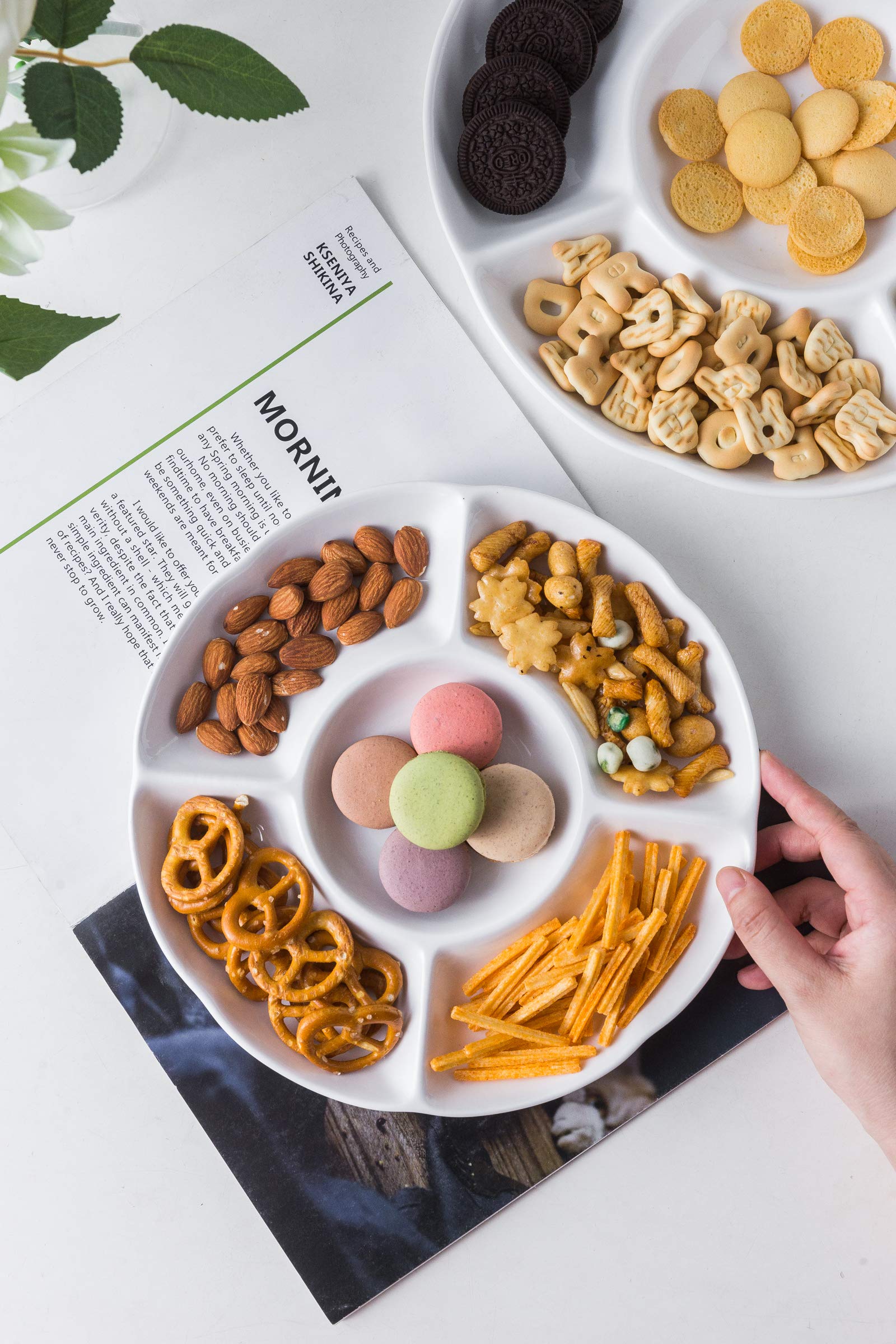 LAUCHUH Microwave-safe Porcelain Tray for easy cleanup and reheating.