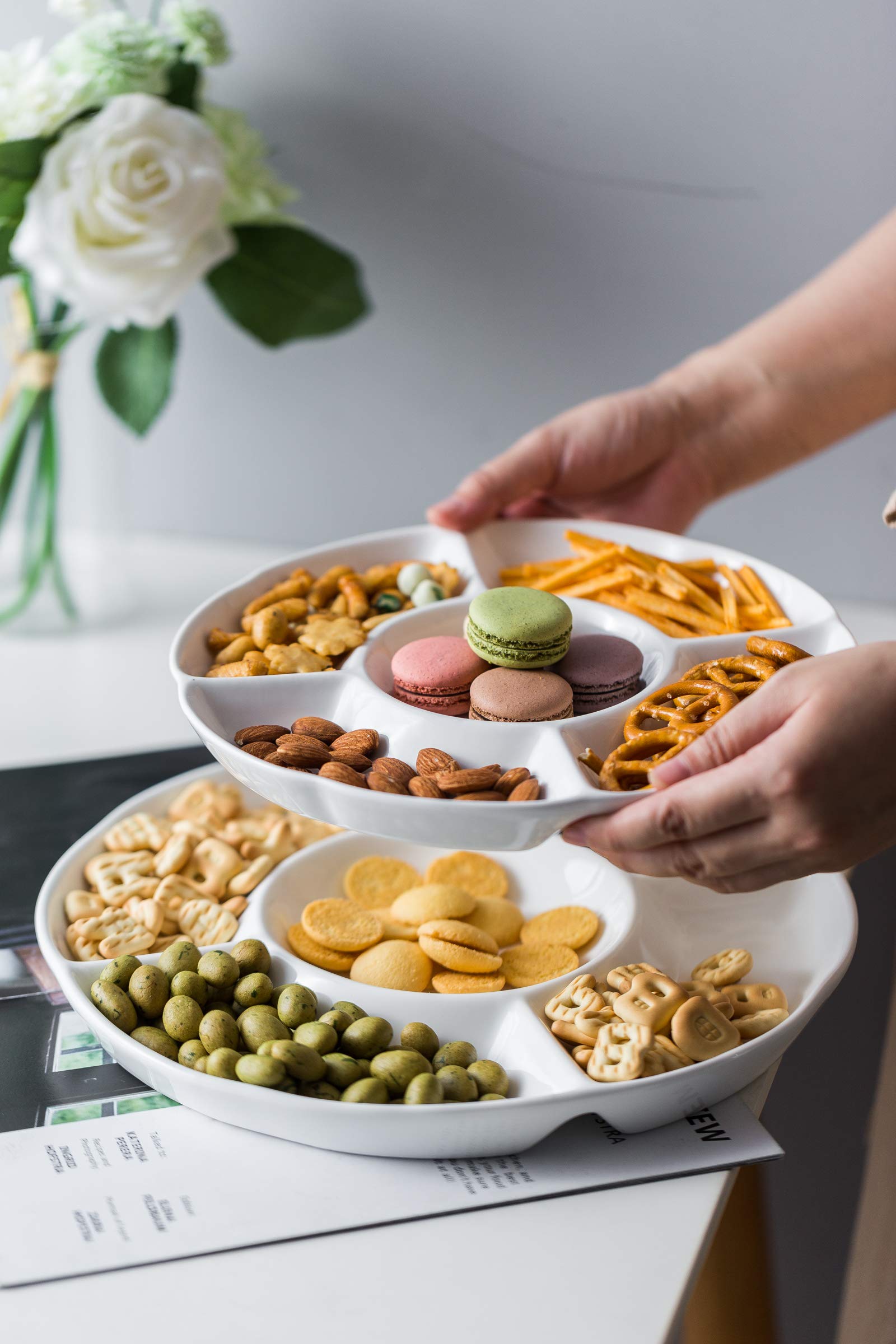 LAUCHUH Party-Ready Stackable Serving Tray for casual or formal gatherings.