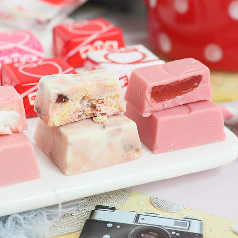 Lawei silicone mold ideal for chocolate truffles, jellies, and candies.