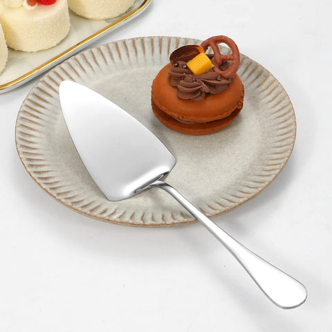 Lazycorner soup ladle helps scoop soups and stews smoothly