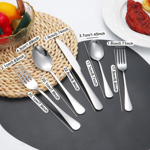 Lazycorner dinner fork: rust-resistant finish for lasting shine.