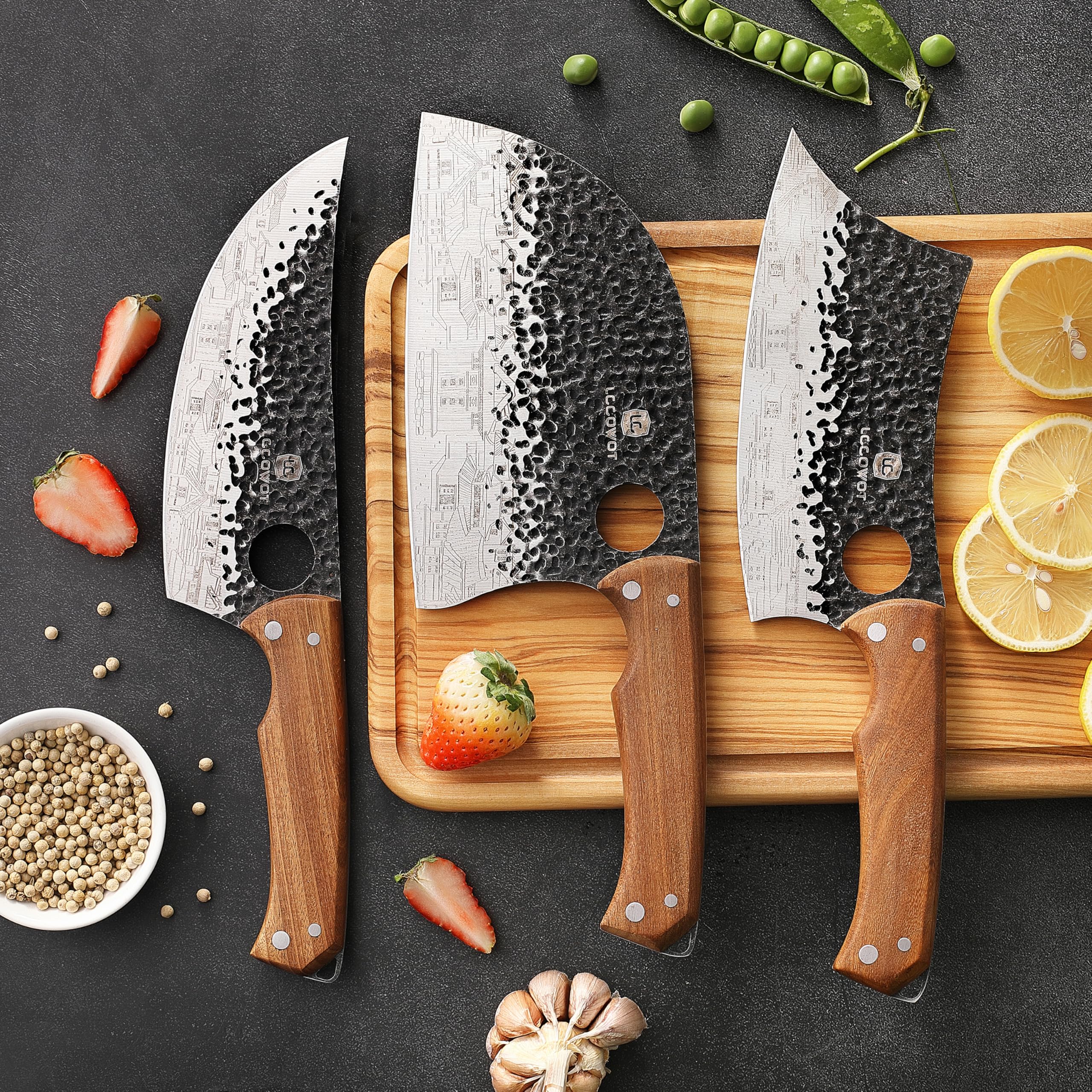 Lccowot blade with finger hole for improved balance and control.