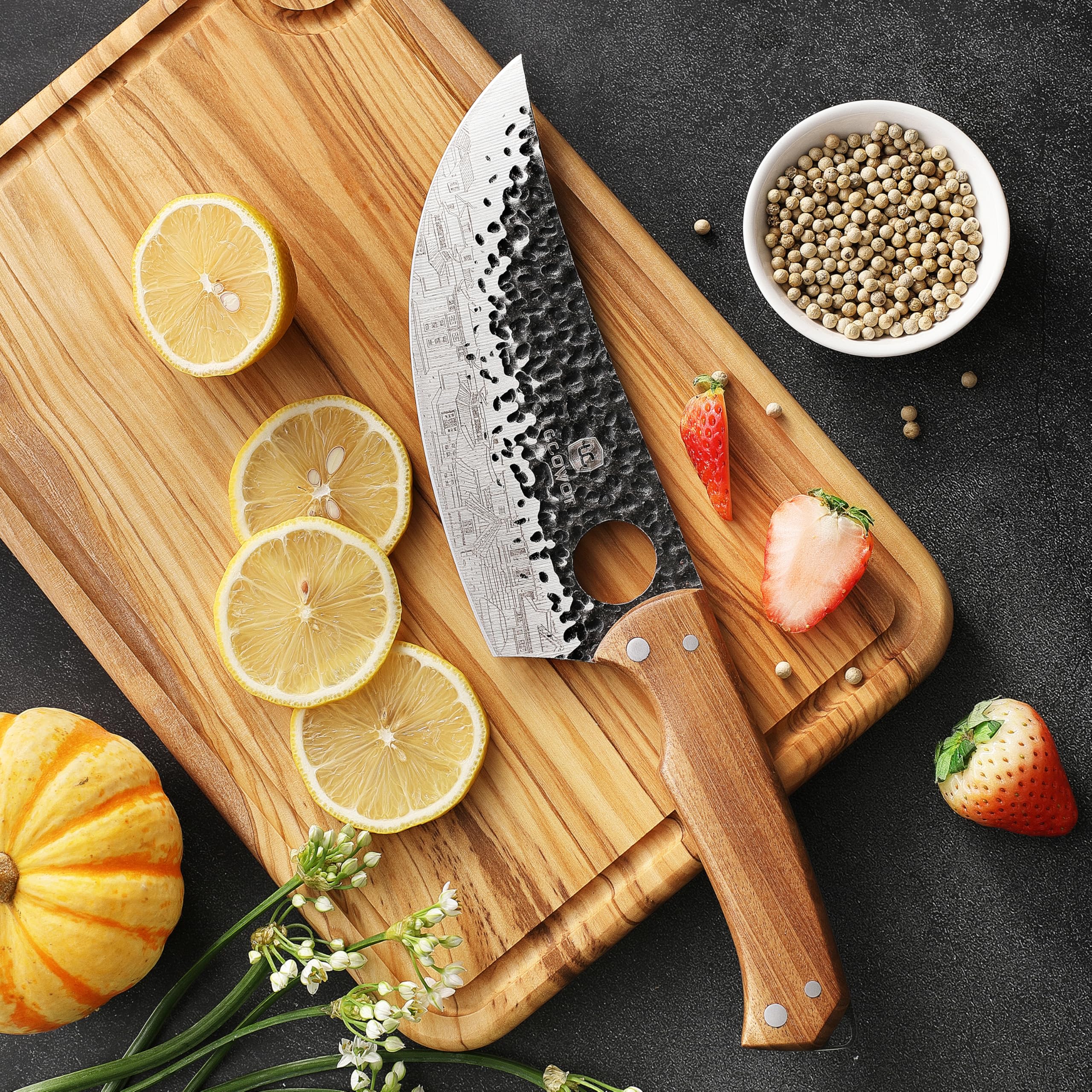 Lccowot hand-forged stainless steel blades deliver sharpness and durability.