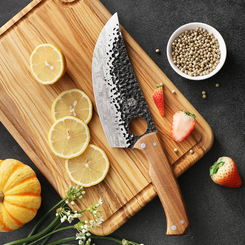 Lccowot hand-forged stainless steel blades deliver sharpness and durability.