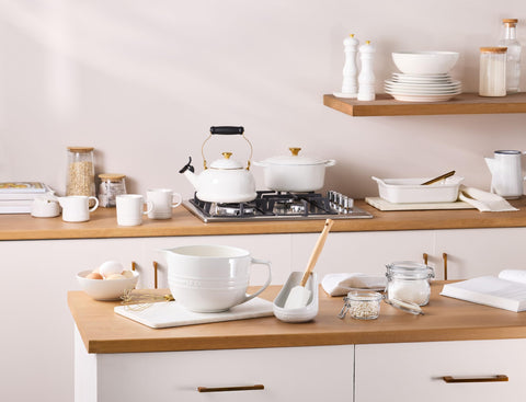 Le Creuset Marseille batter bowl, pouring spout in action, transfers batter with minimal spills.