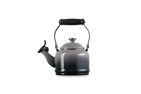 Le Creuset Demi Tea Kettle Oyster handle offers secure grip for safe pouring.