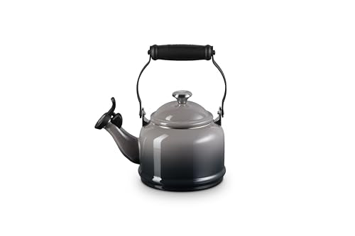 Le Creuset Demi Tea Kettle Oyster spout enables smooth pouring after boiling.