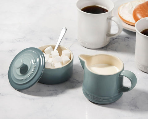 Dishwasher-safe Cerise stoneware for easy cleaning and everyday use