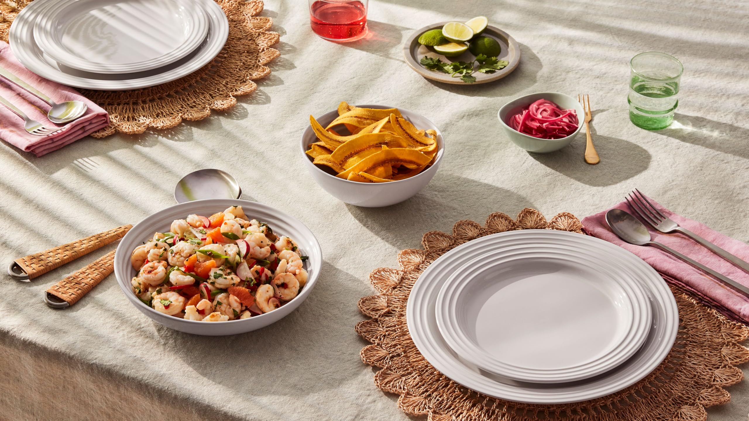 Le Creuset dishwasher-safe feature for easy cleanup after meals.