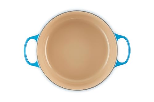 Le Creuset lid circulates steam and returns moisture to food, ideal for braising