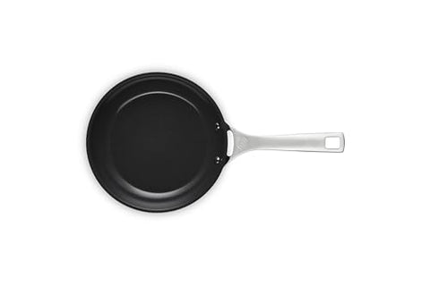 Le Creuset Essential 8-Inch non-stick pan browning vegetables