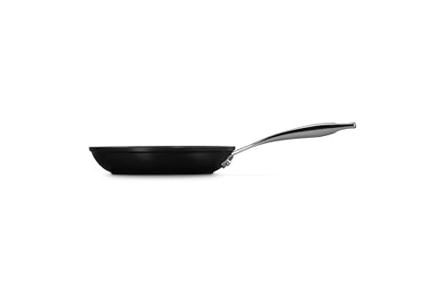 Le Creuset Essential 8-Inch non-stick pan searing fish