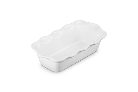 Le Creuset Fluted Loaf Pan 9in white ensures uniform baking and clean release.