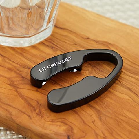Le Creuset foil cutter features ergonomic design easing wrist strain