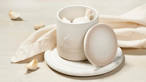 Close-up of dishwasher-safe enamel on Le Creuset garlic keeper