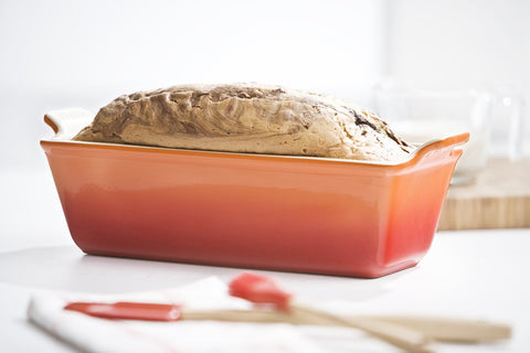 Le Creuset loaf pan highlights even browning and reliable heat distribution.