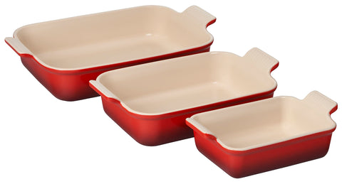 Le Creuset Heritage 12.5 inch rectangular dish in cerise offers even browning for desserts