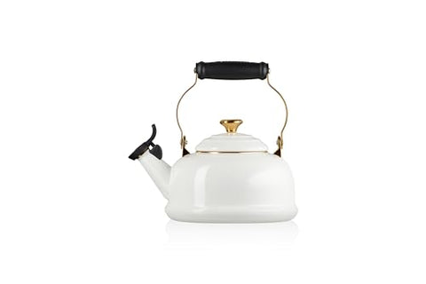 Le Creuset kettle with fixed whistle signals boiling water clearly