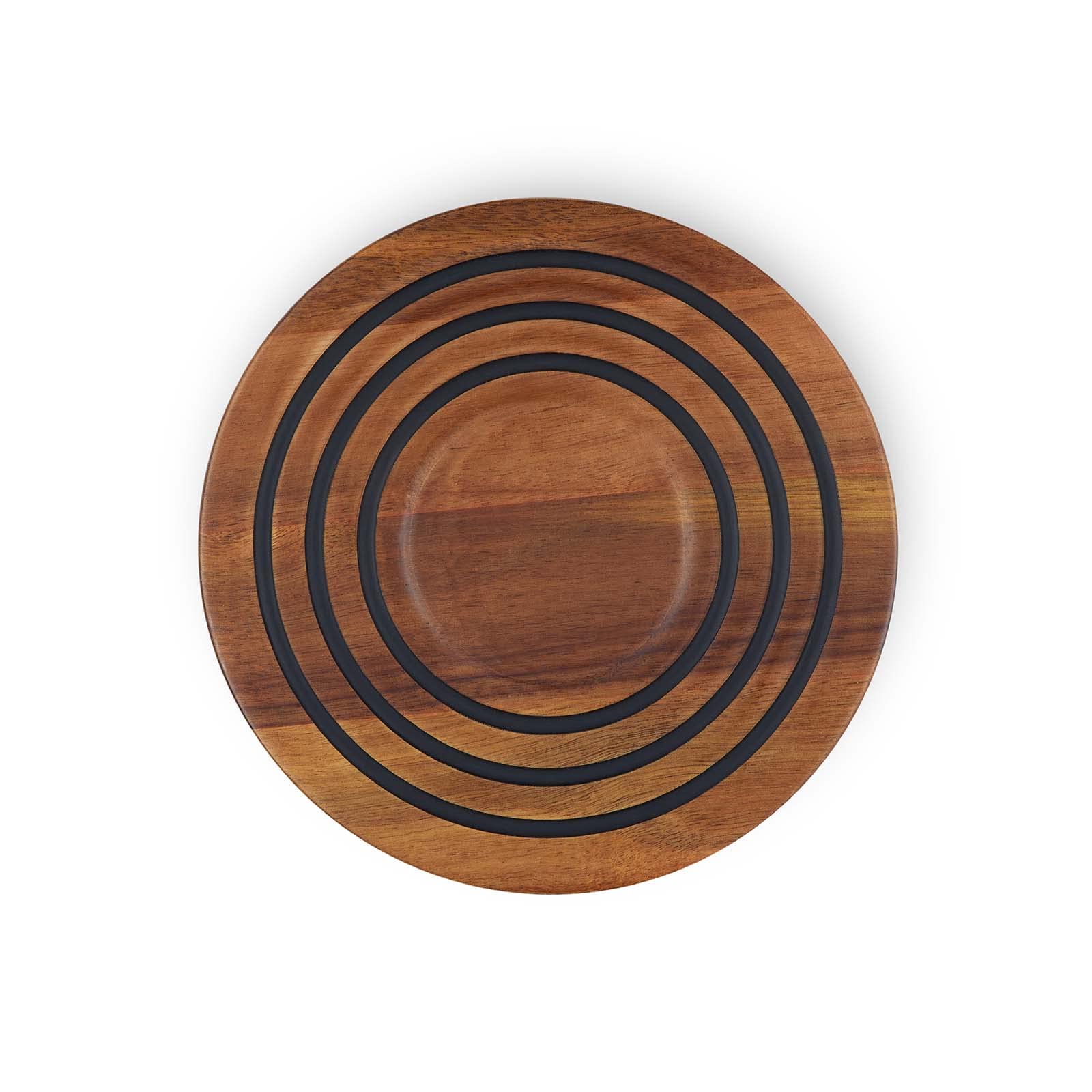 Le Creuset magnetic wooden trivet on acacia wood showing heat protection in kitchen settings