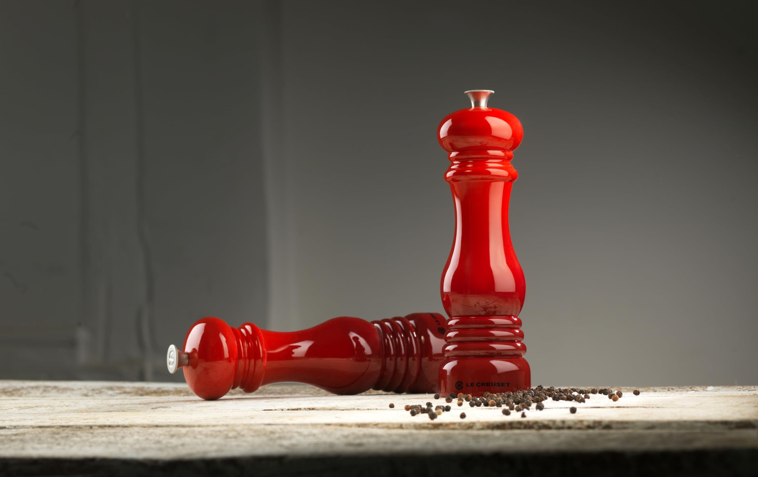 Le Creuset MG610-67 salt and pepper mills on dining table ready for use