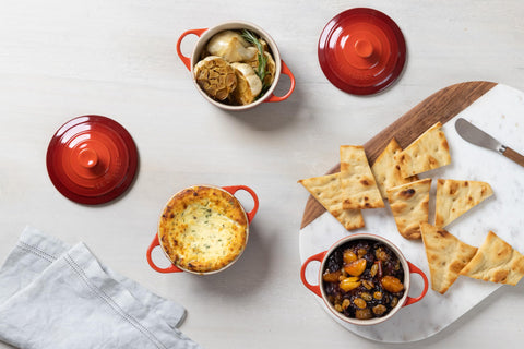 Compact stoneware ideal for casseroles, cobblers, and individual desserts