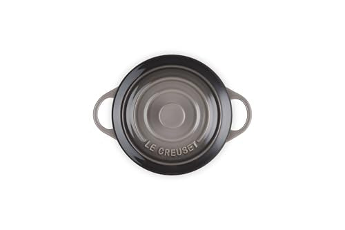 Le Creuset Mini Round Cocotte Oyster oven-safe detail for versatile cooking.