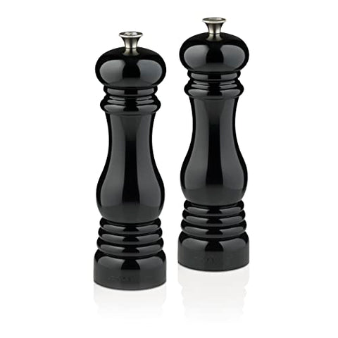 Le Creuset pepper mill ceramic grinder close-up shows durable grinding performance.