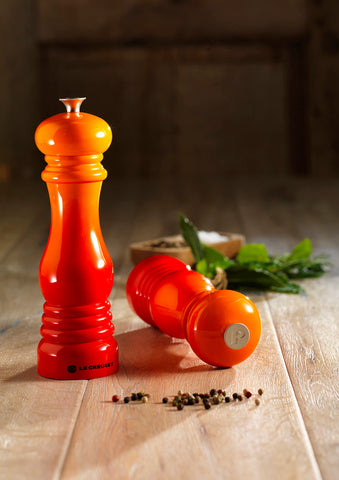 Le Creuset pepper mill stylish decor match enhances everyday cooking.